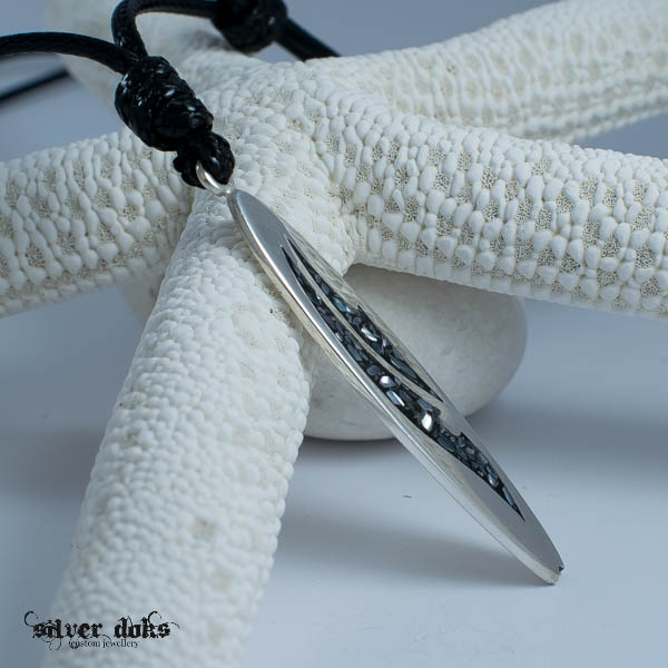 P139-silver-surf-pendant (4).jpg